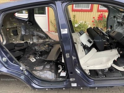 STALP MIJLOC DREAPTA HONDA CR-V IV 1.6 2012-2016 oe 63210T1G305ZZ, vedere frontata