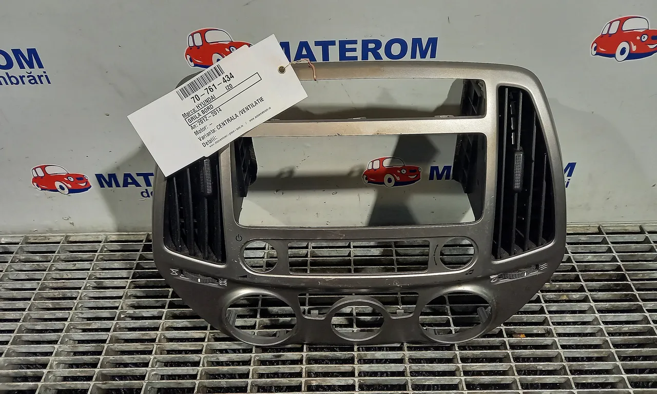 GRILA BORD HYUNDAI i20 I 2008-2015