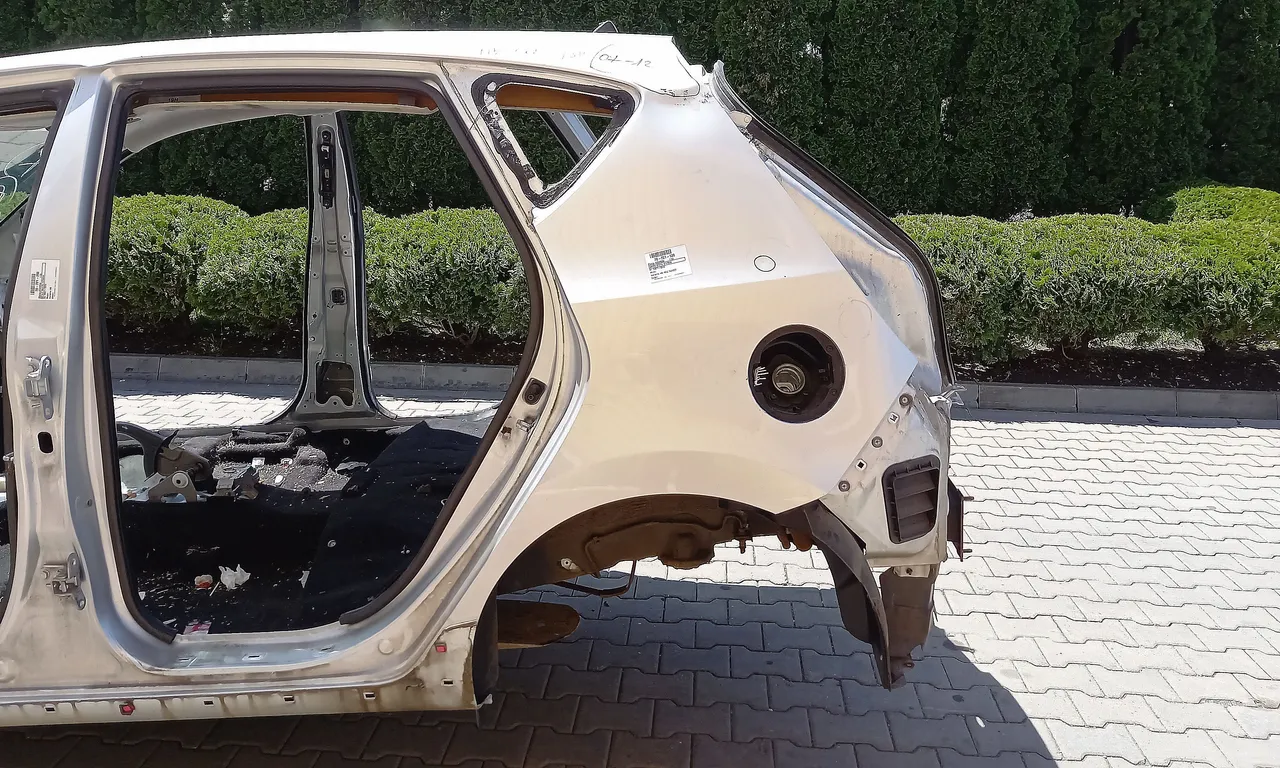 ARIPA SPATE STANGA HYUNDAI i30 2007-2012