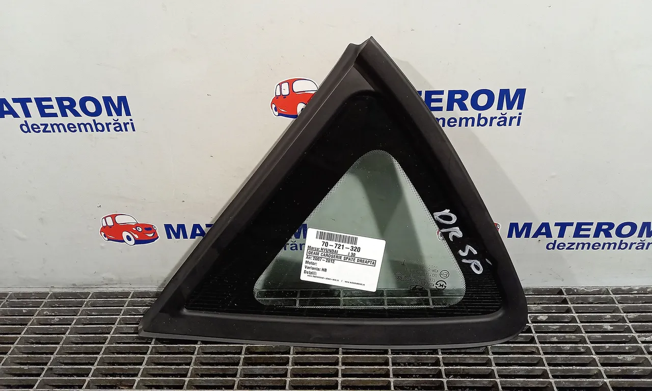 GEAM CAROSERIE SPATE DREAPTA HYUNDAI i30 2007-2012