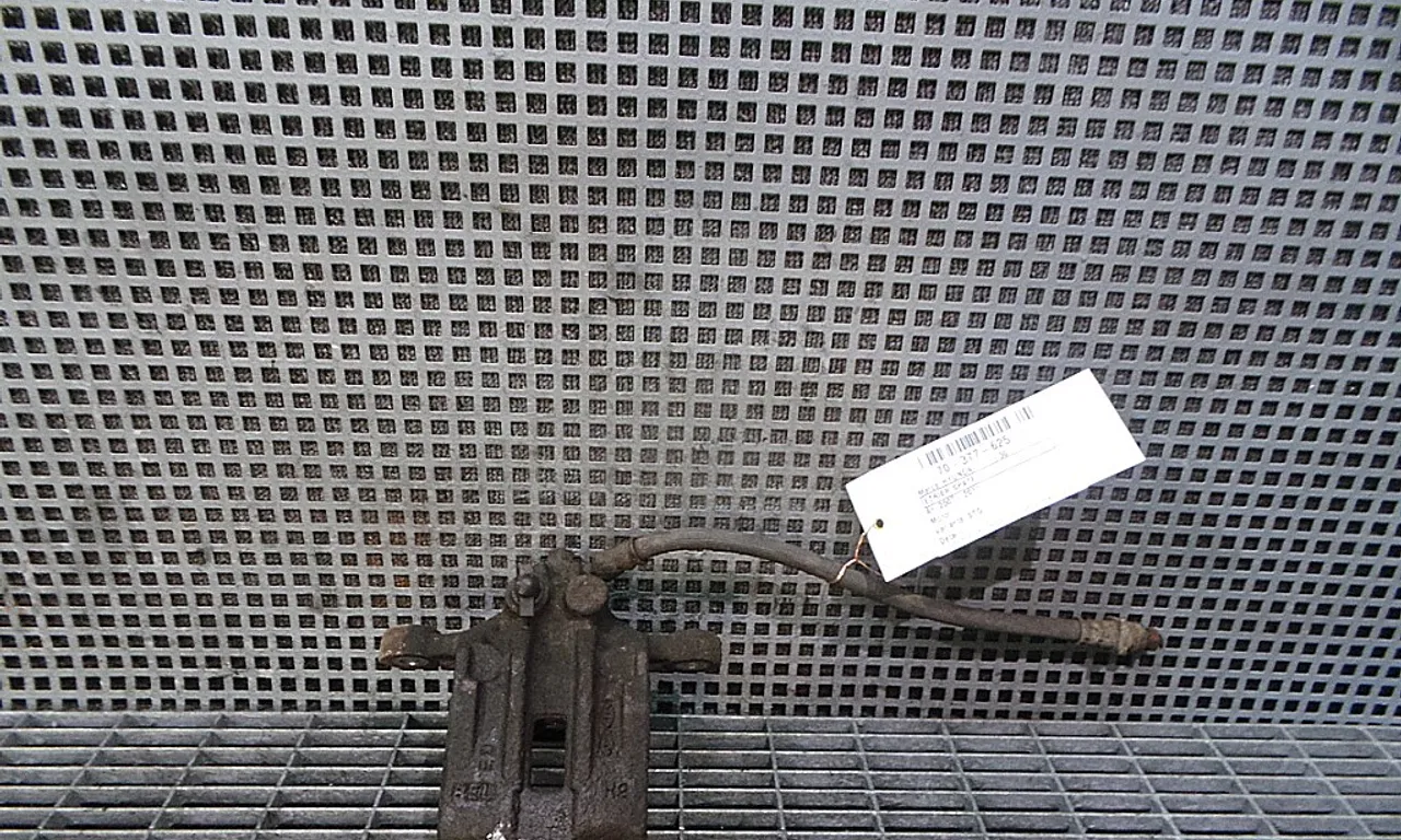 ETRIER SPATE STANGA HYUNDAI i30 2007-2012