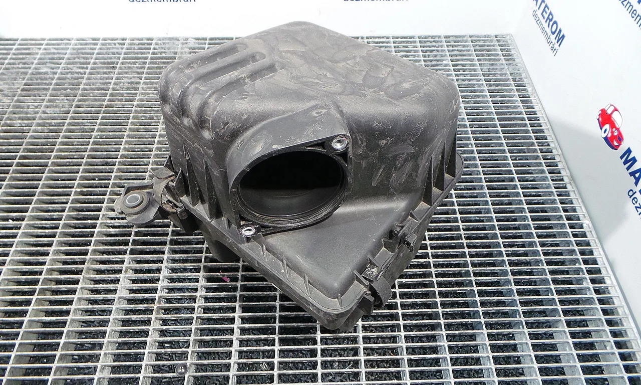 CARCASA FILTRU AER HYUNDAI i30 2007-2012