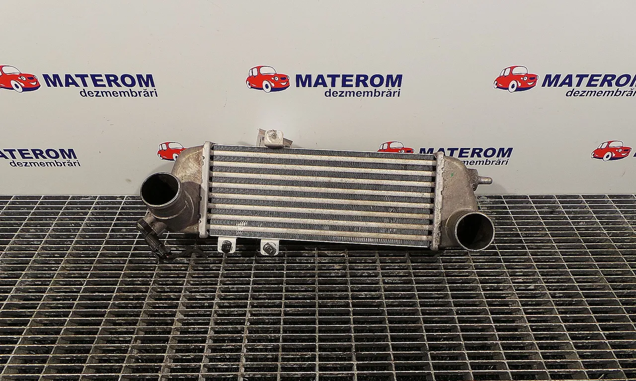 RADIATOR INTERCOOLER HYUNDAI i30 2007-2012