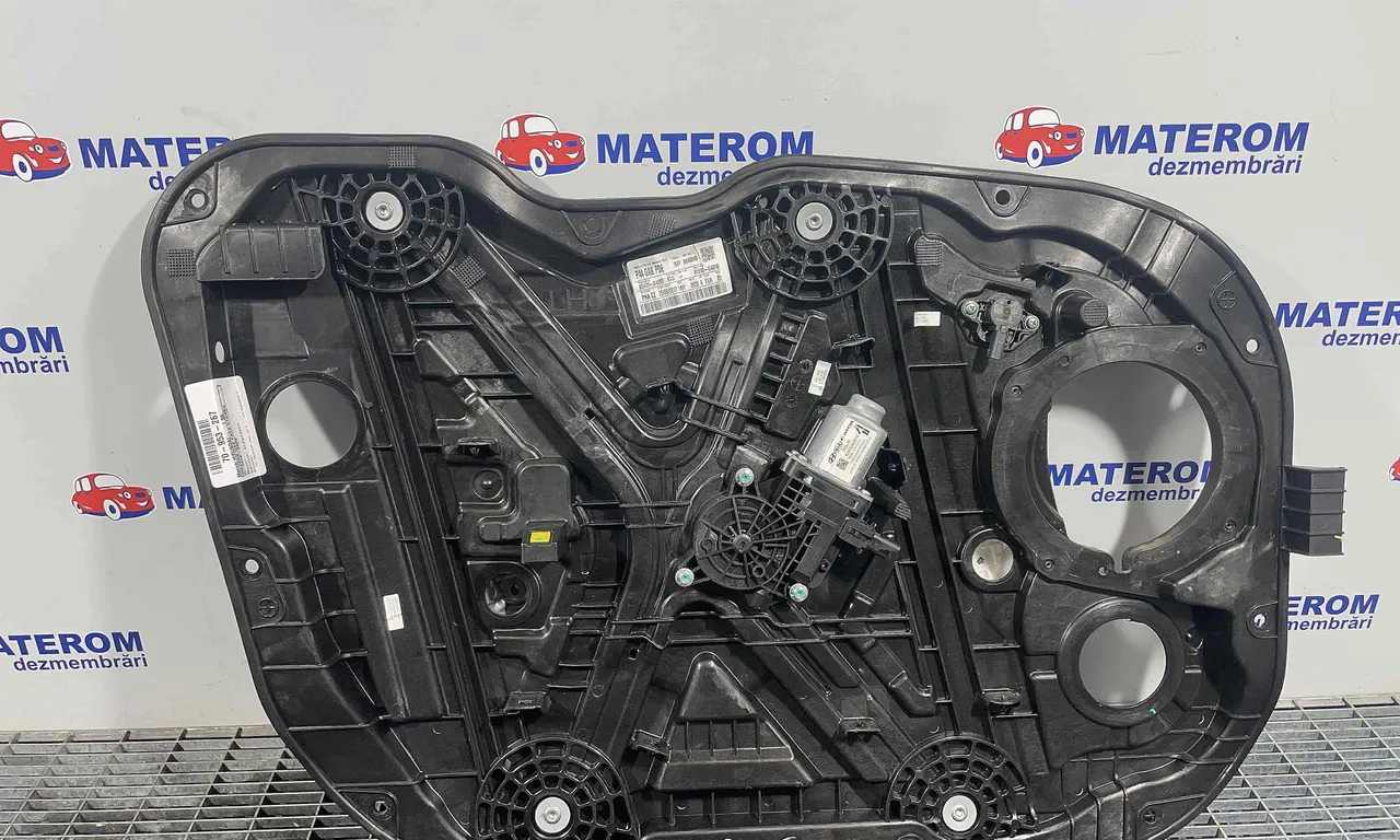MACARA USA FATA STANGA HYUNDAI i30 2016-2020