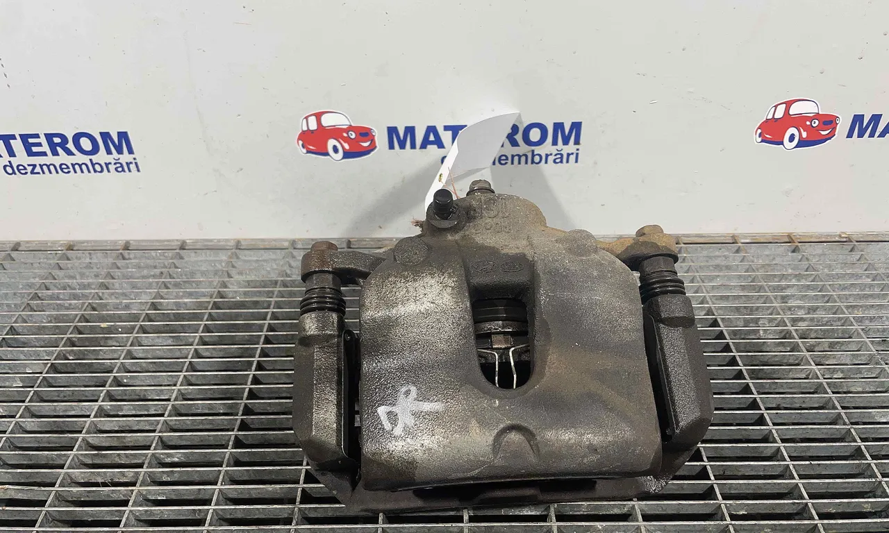 ETRIER FATA DREAPTA HYUNDAI i30 2016-2020