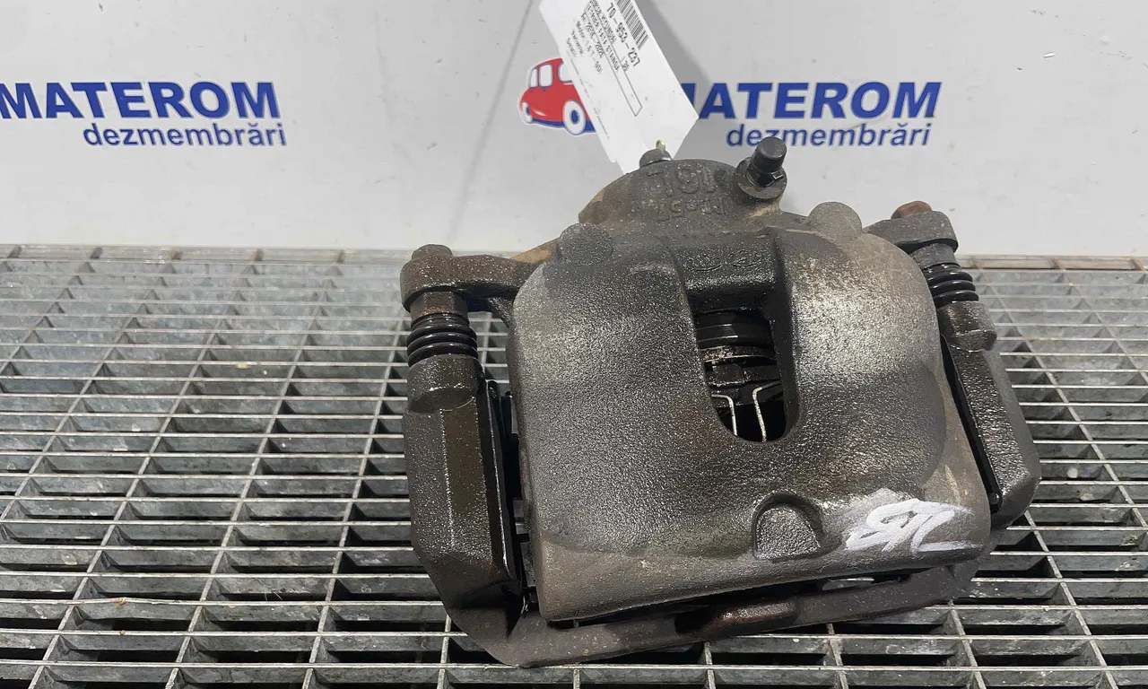 ETRIER FATA STANGA HYUNDAI i30 2016-2020