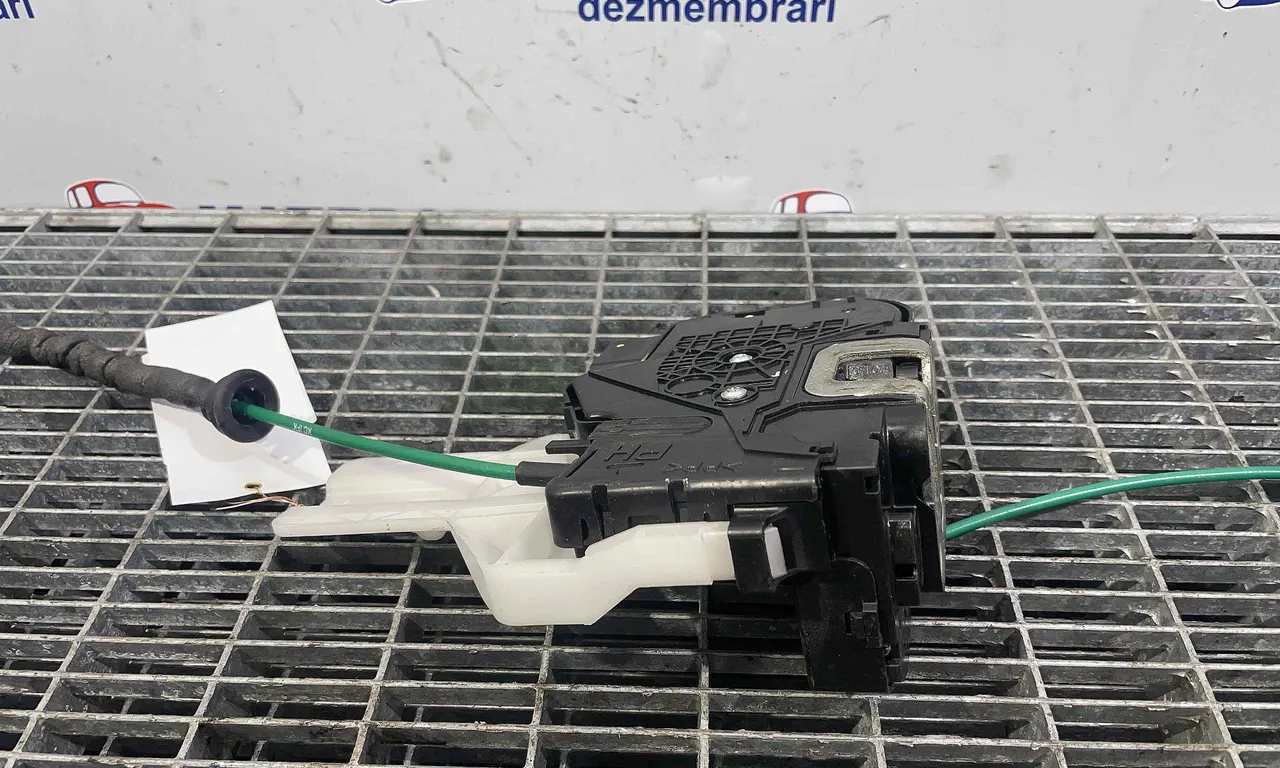 INCUIETOARE USA FATA DREAPTA HYUNDAI i40 I CW 2011-2019
