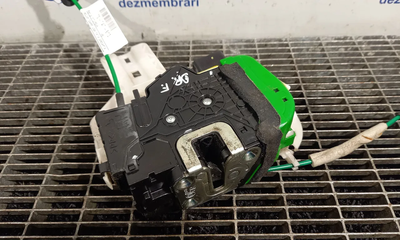 INCUIETOARE USA FATA DREAPTA HYUNDAI i40 I CW 2011-2019