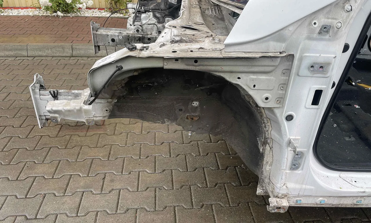 LONJERON STANGA HYUNDAI i40 I CW 2011-2019