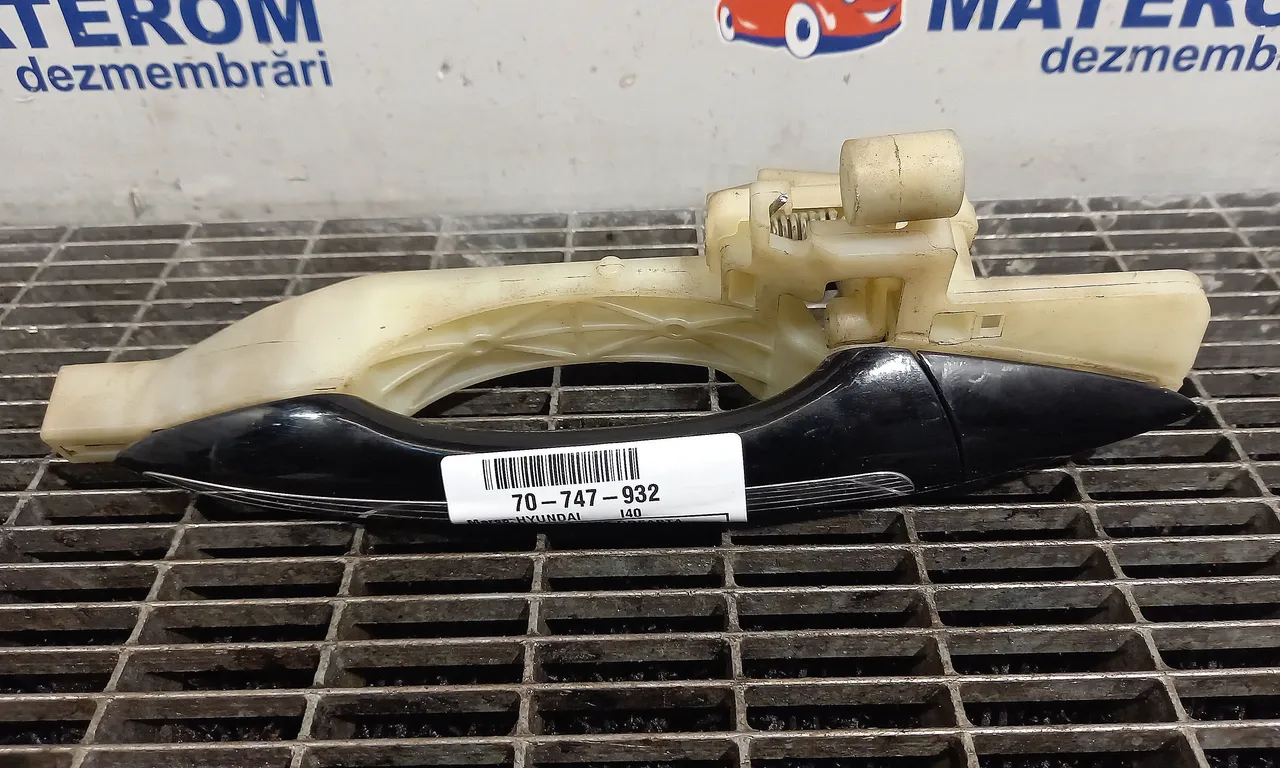 MANER USA SPATE DREAPTA HYUNDAI i40 I CW 2011-2019