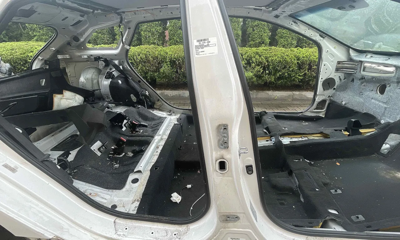 STALP MIJLOC DREAPTA HYUNDAI i40 I CW 2011-2019
