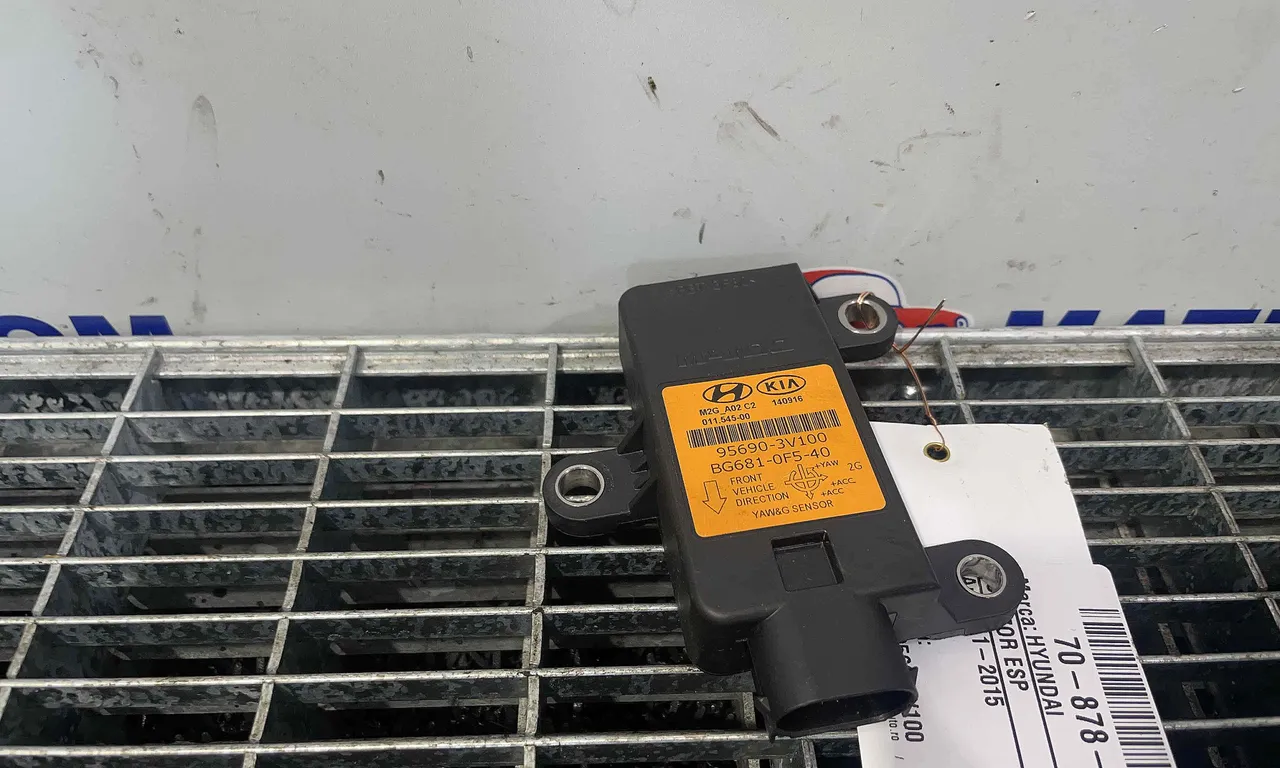 SENZOR ESP HYUNDAI i40 I CW 2011-2019
