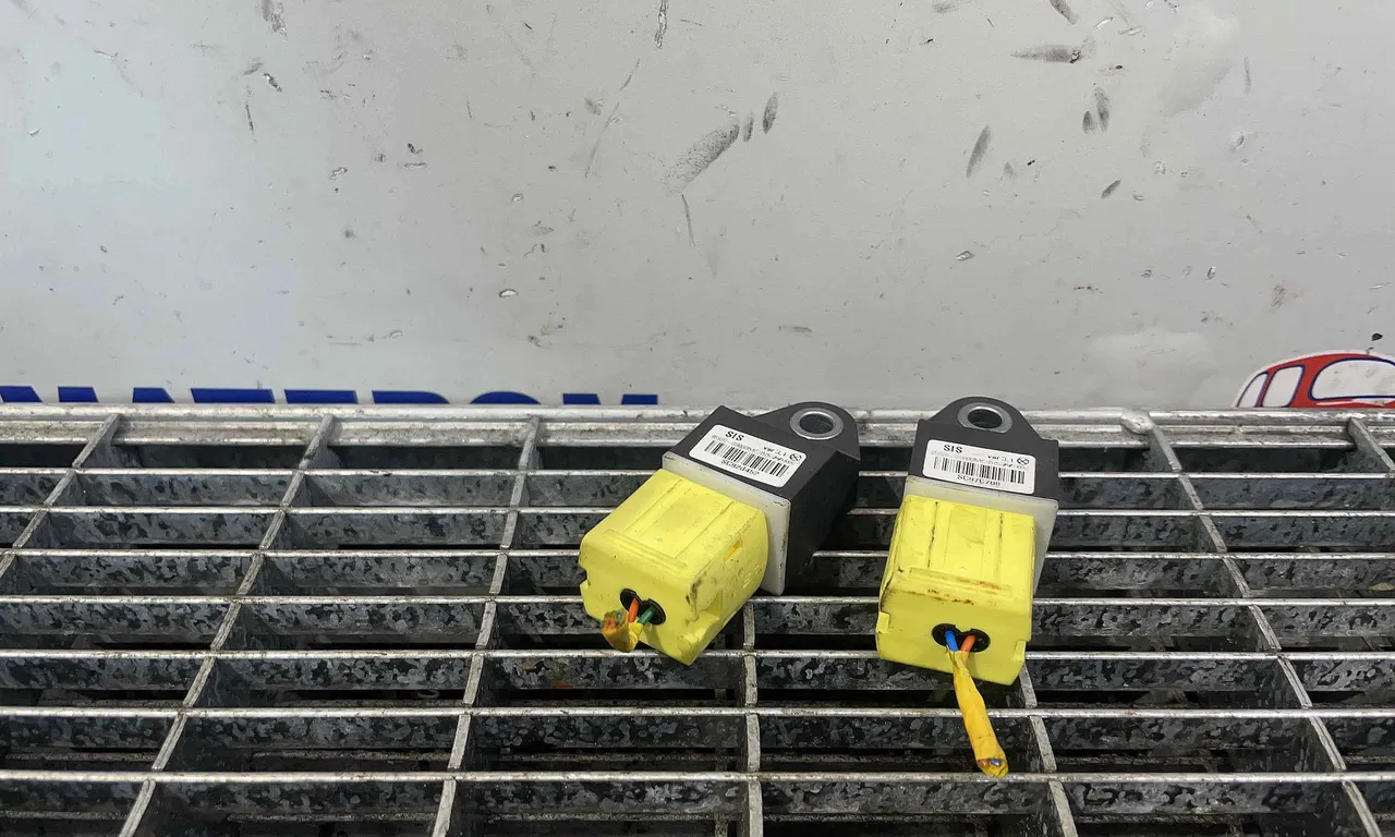 SENZOR IMPACT HYUNDAI i40 I CW 2011-2019