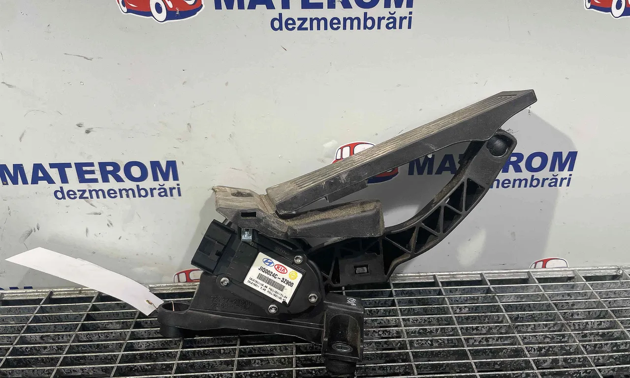 PEDALA ACCELERATIE HYUNDAI i40 I CW 2011-2019