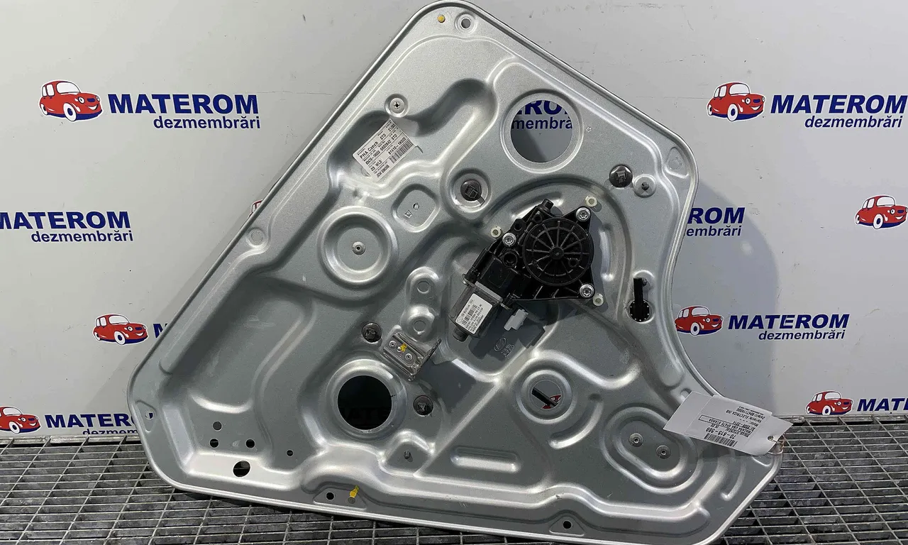 MACARA USA SPATE STANGA HYUNDAI ix20 2010-2019