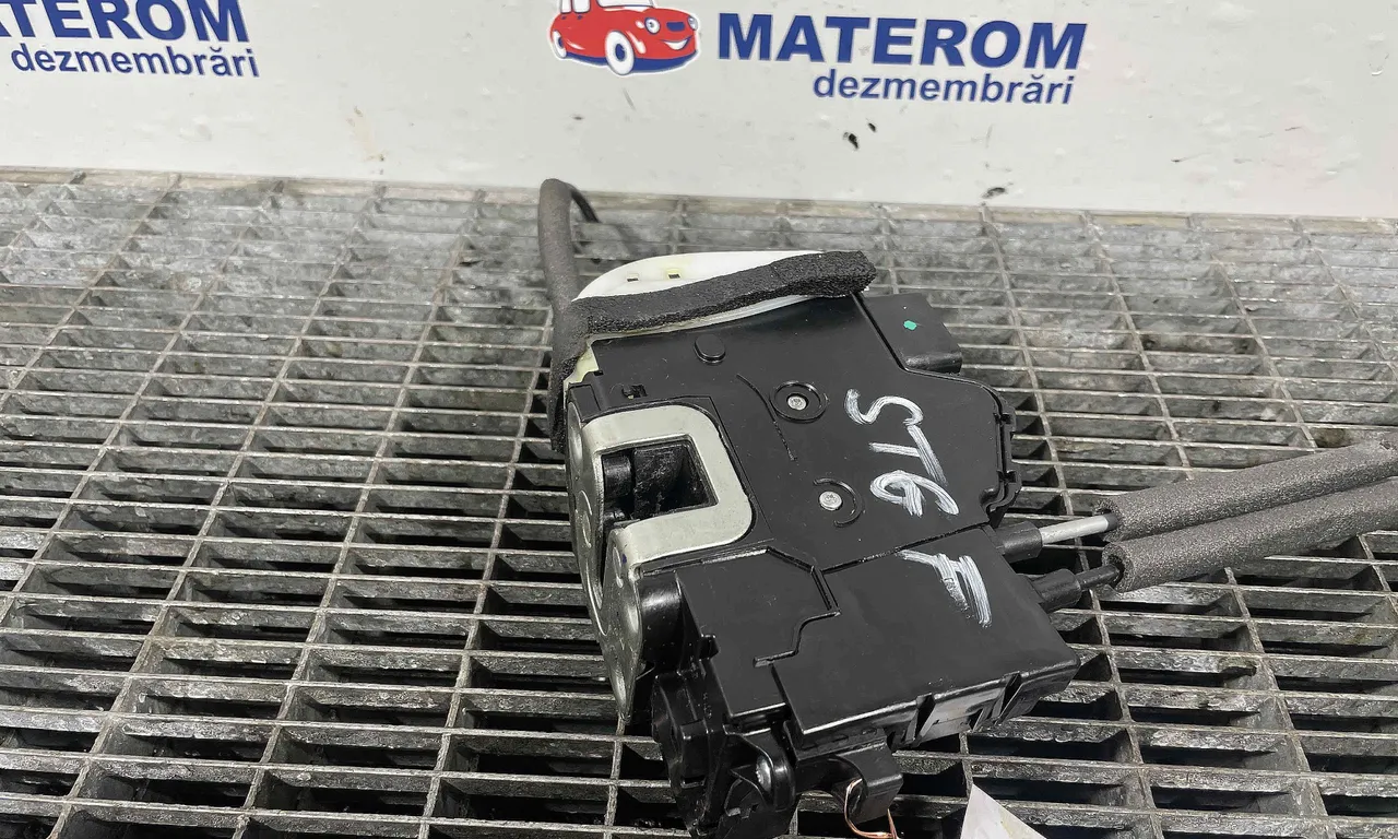 INCUIETOARE USA FATA STANGA HYUNDAI ix35 2009-2016