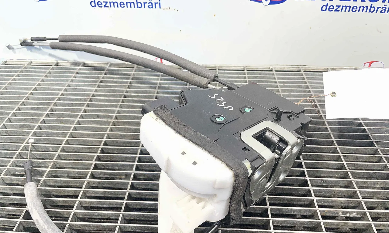 INCUIETOARE USA SPATE STANGA HYUNDAI ix35 2009-2016