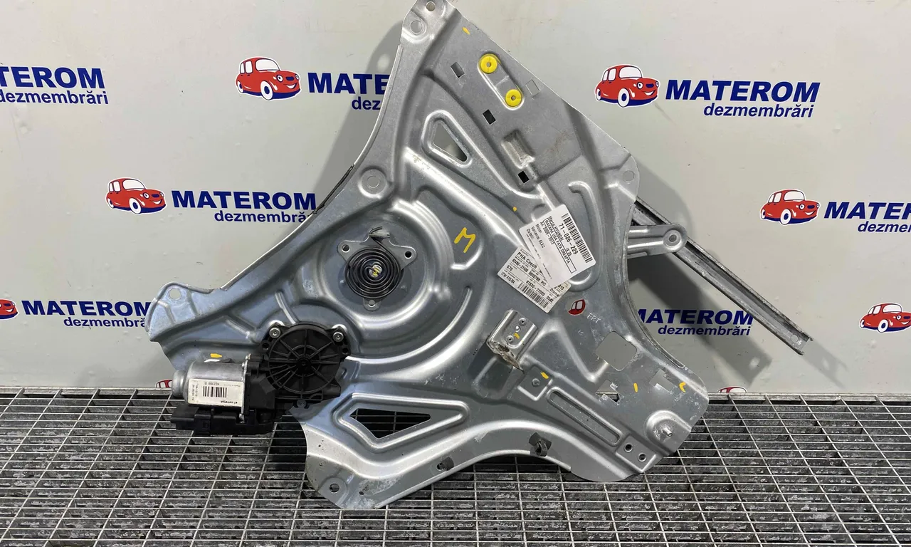 MACARA USA FATA DREAPTA HYUNDAI ix35 2009-2016