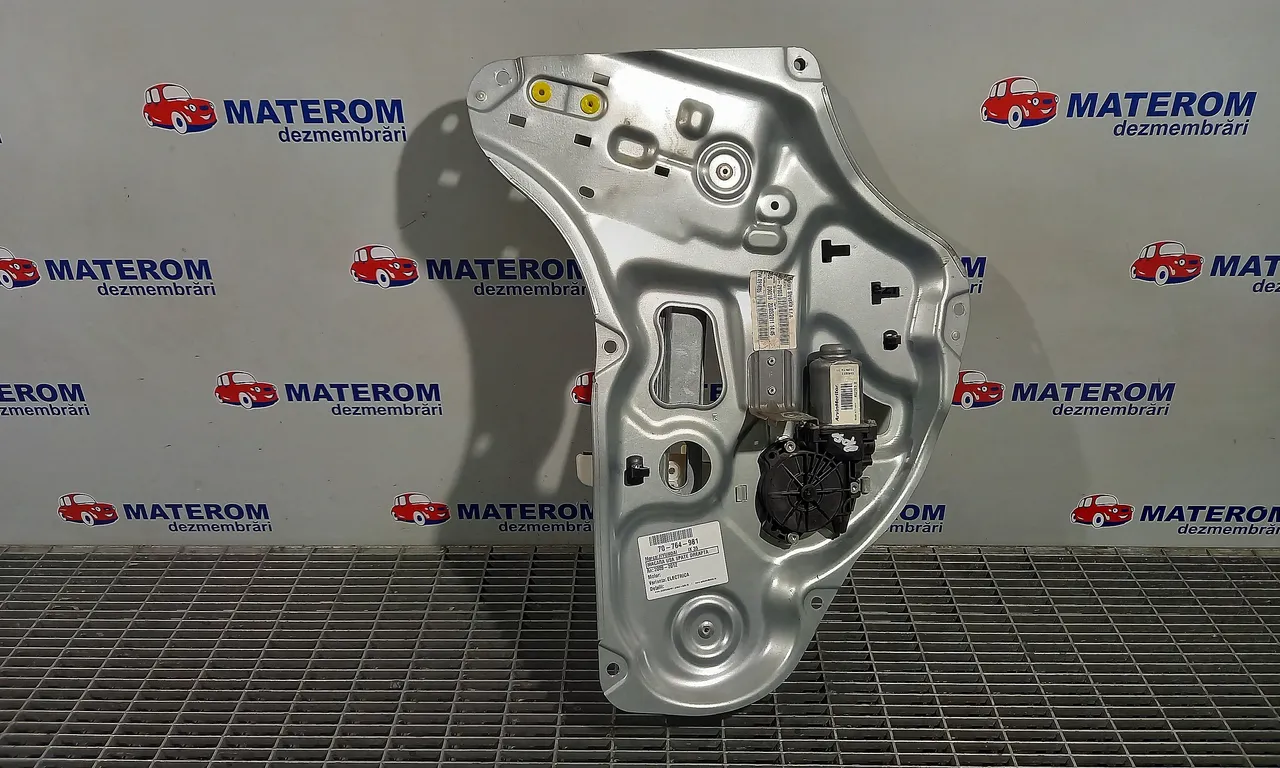 MACARA USA SPATE DREAPTA HYUNDAI ix35 2009-2016