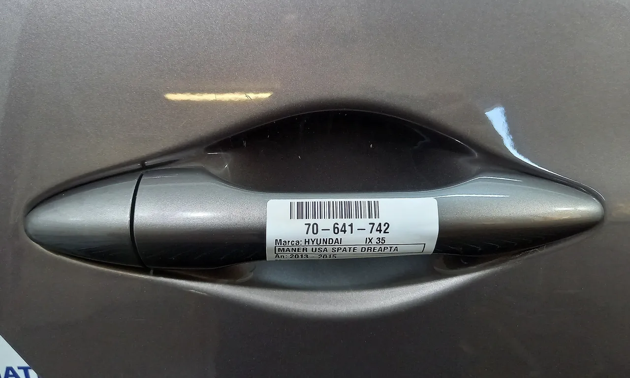 MANER USA SPATE DREAPTA HYUNDAI ix35 2009-2016