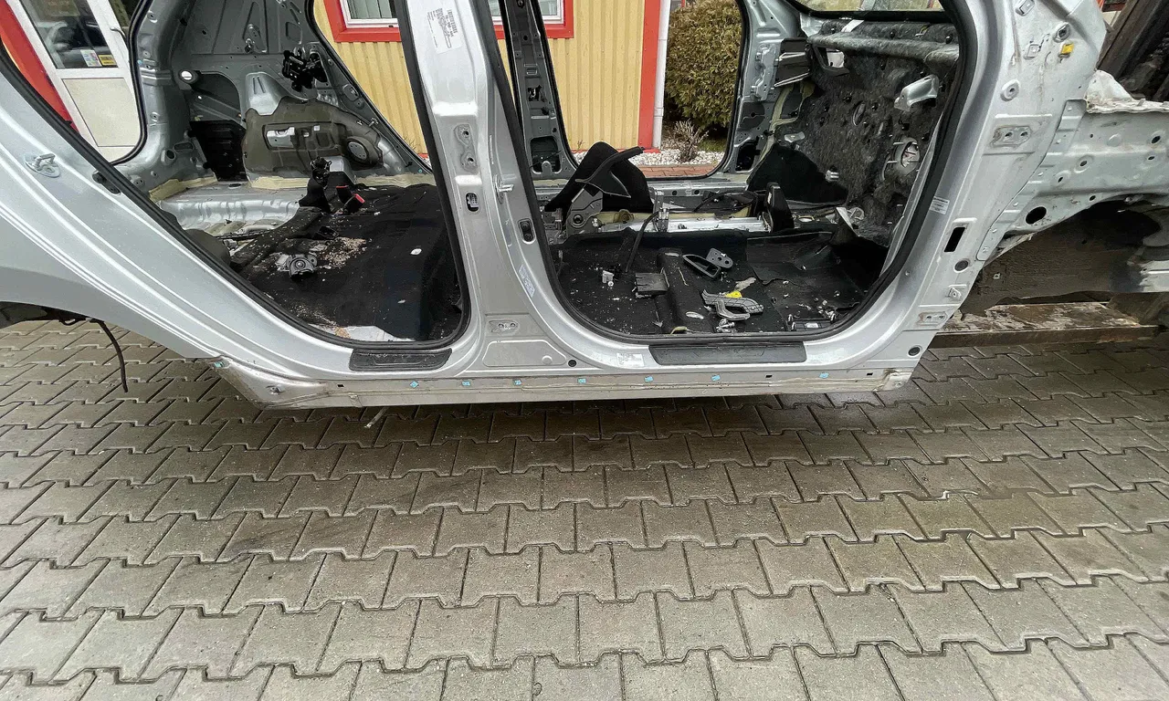 PRAG DREAPTA HYUNDAI ix35 2009-2016