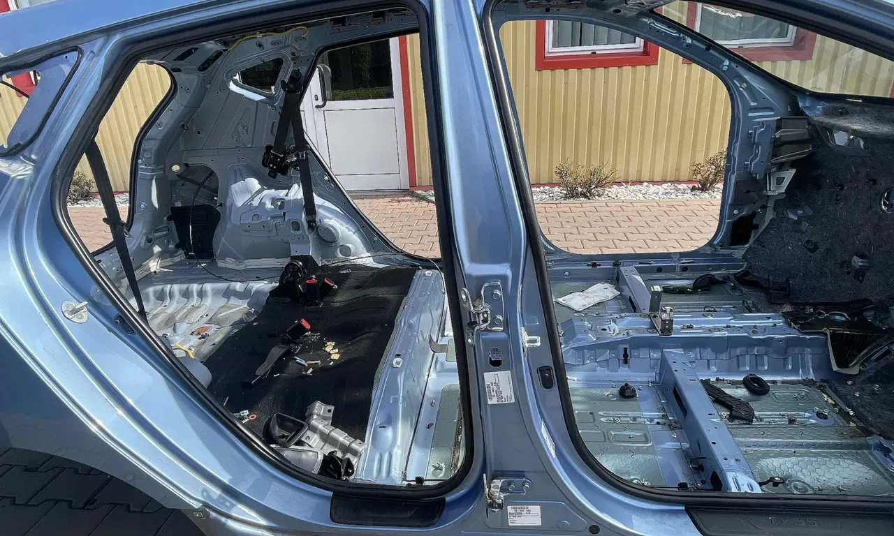 STALP MIJLOC DREAPTA HYUNDAI ix35 2009-2016