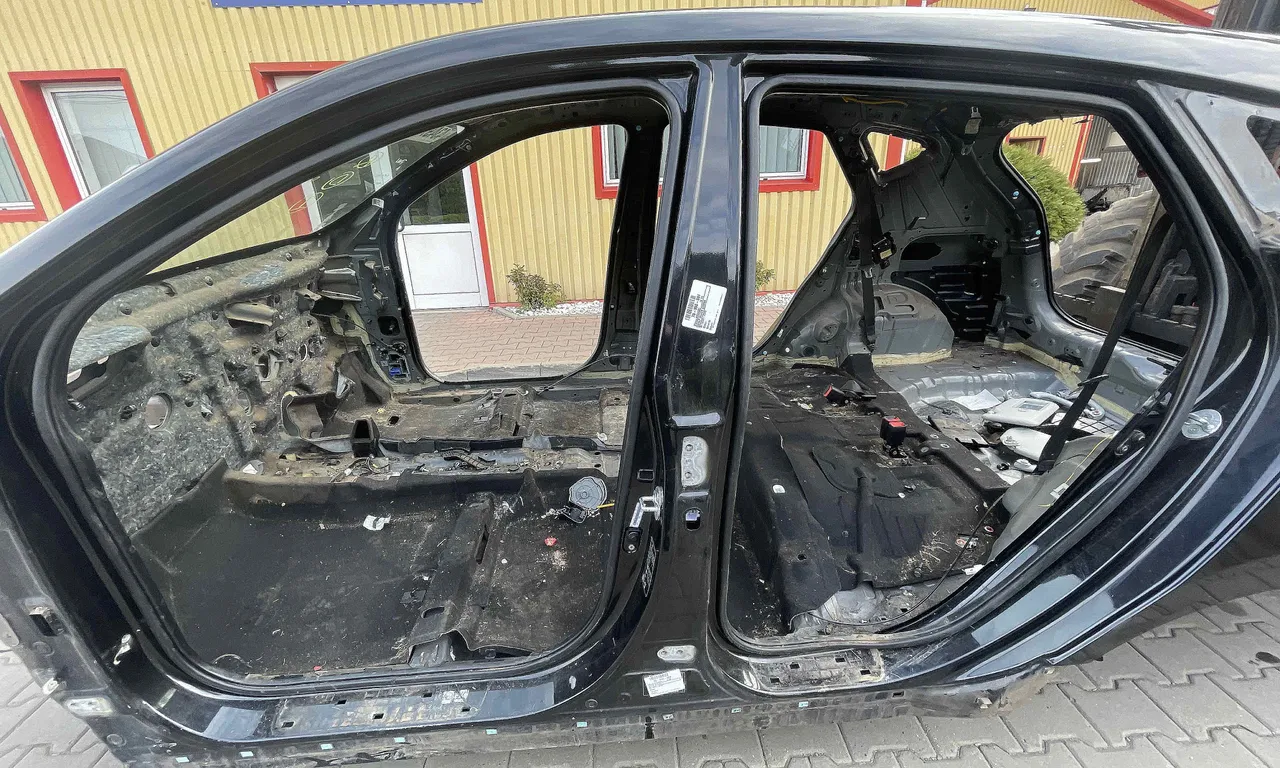 STALP MIJLOC STANGA HYUNDAI ix35 2009-2016
