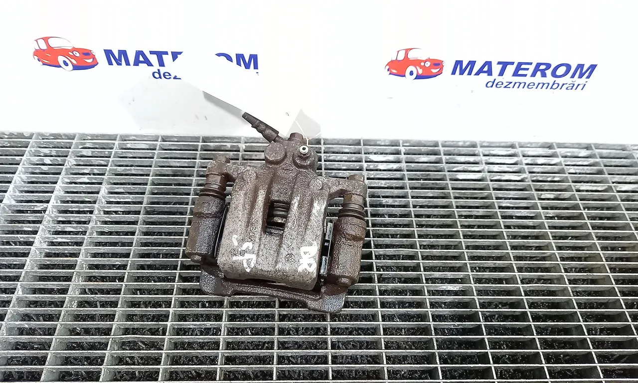 ETRIER SPATE DREAPTA HYUNDAI ix35 2009-2016