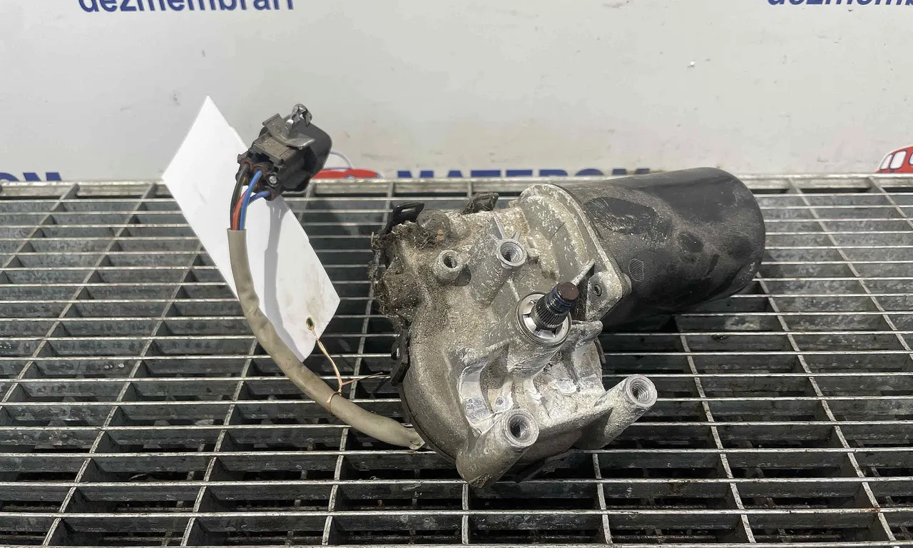 MOTORAS STERGATOR PARBRIZ HYUNDAI ix35 2009-2016