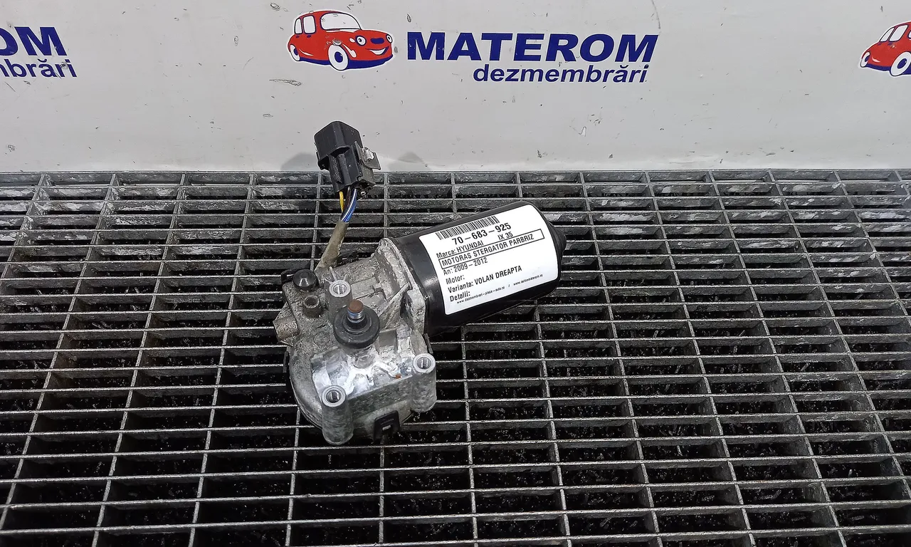 MOTORAS STERGATOR PARBRIZ HYUNDAI ix35 2009-2016