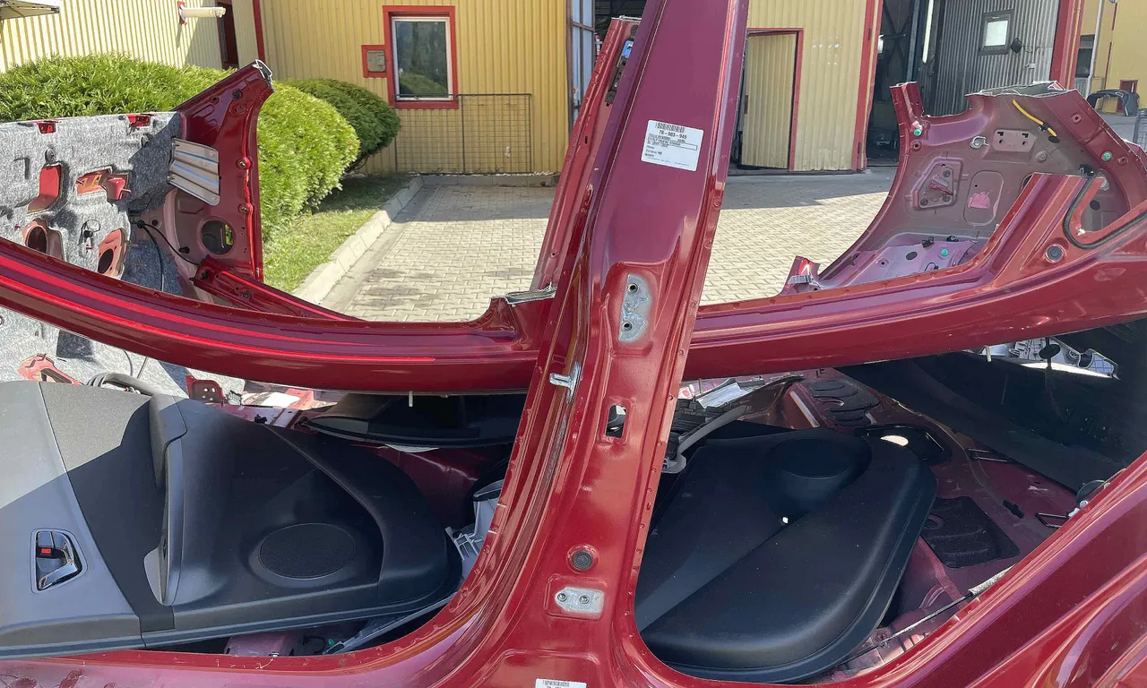 STALP MIJLOC STANGA HYUNDAI KONA 2017-2023