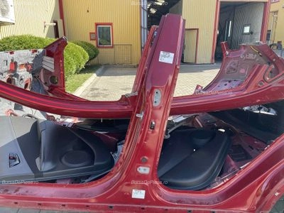 STALP MIJLOC STANGA HYUNDAI KONA 1.6 GDi 2017-2023 oe 71401J9900, vedere frontata