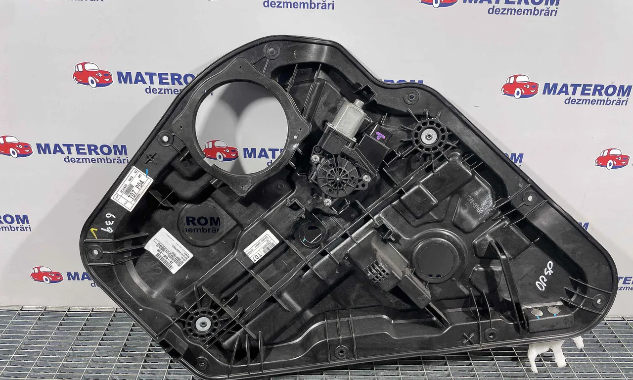 MACARA USA SPATE DREAPTA HYUNDAI SANTA FE III 2012-2018