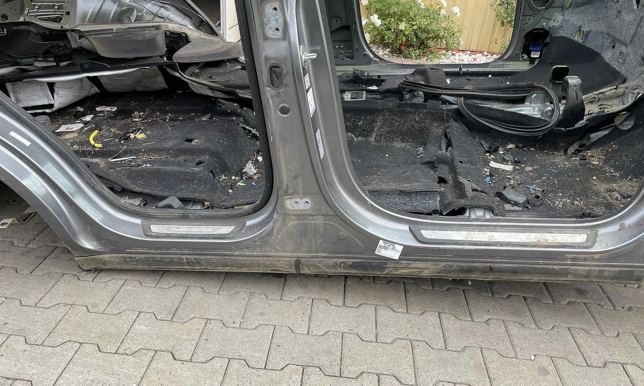 PRAG DREAPTA HYUNDAI SANTA FE III 2012-2018