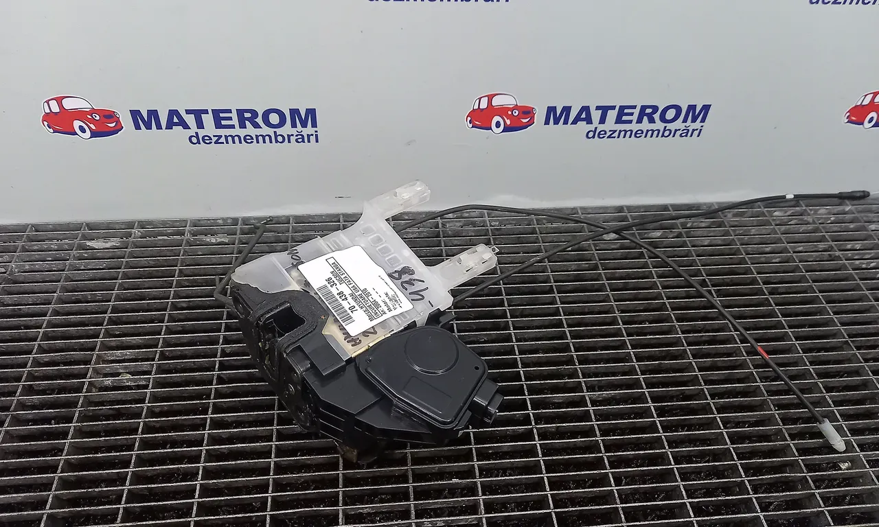 INCUIETOARE USA FATA STANGA HYUNDAI TUCSON 2004-2019