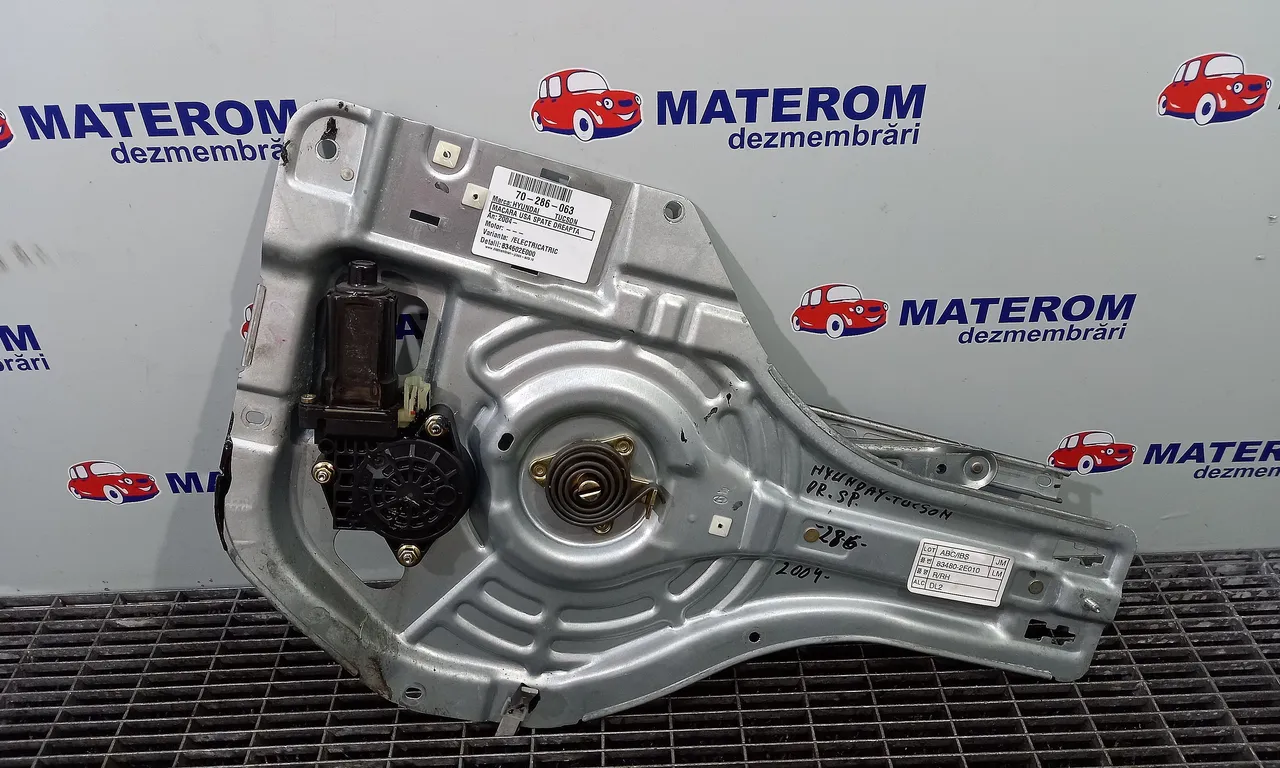 MACARA USA SPATE DREAPTA HYUNDAI TUCSON 2004-2019