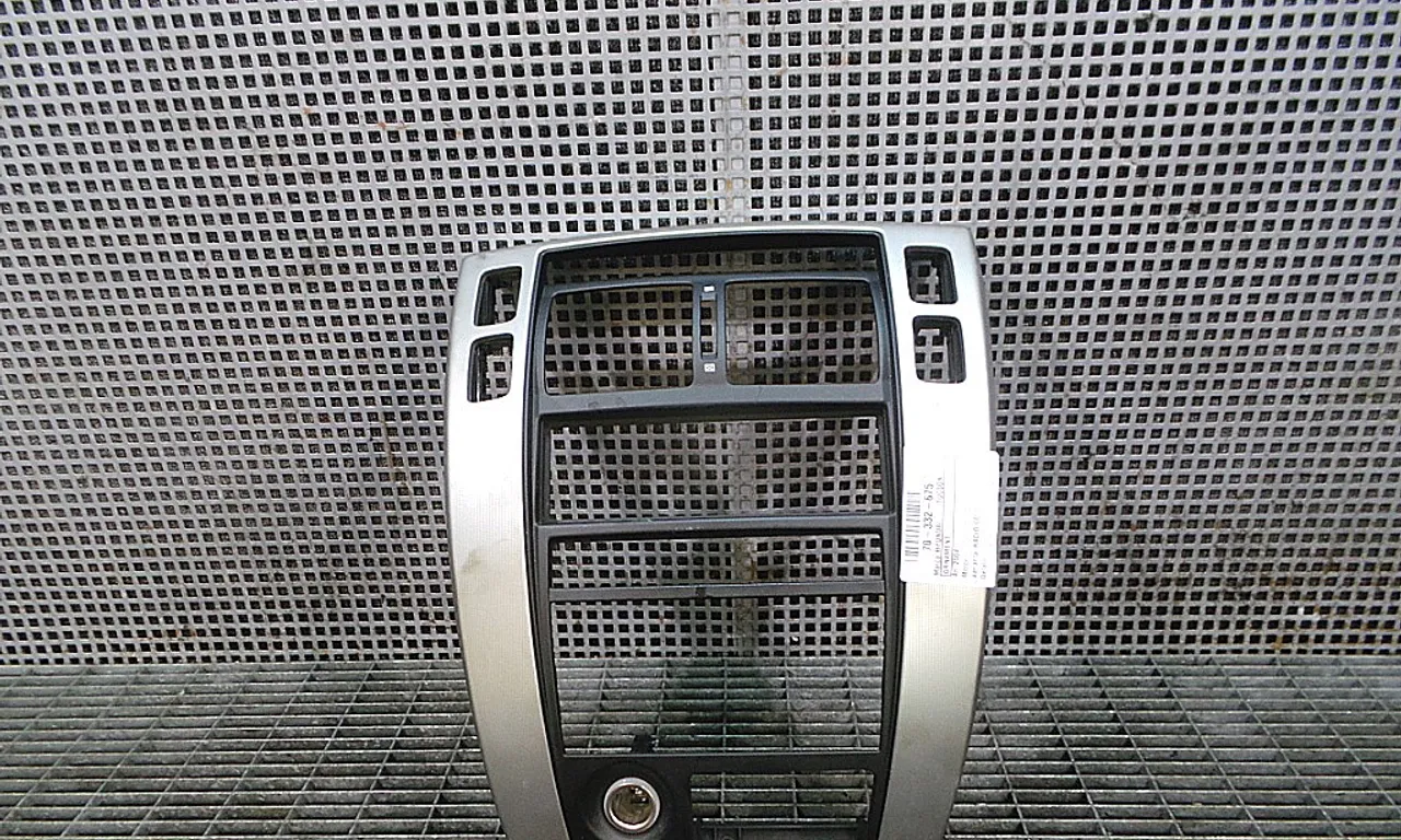 ORNAMENT RADIO CD HYUNDAI TUCSON 2004-2019