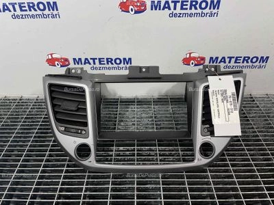 GRILA BORD HYUNDAI TUCSON 1.7 2015-2023 oe 84740D7900NS5, vedere frontata
