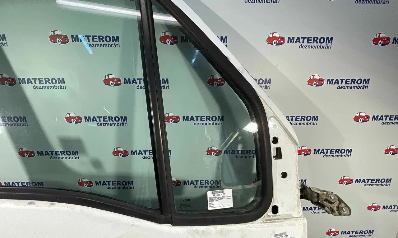 GEAM FATA MIC DREAPTA IVECO DAILY III bus 1999-2006