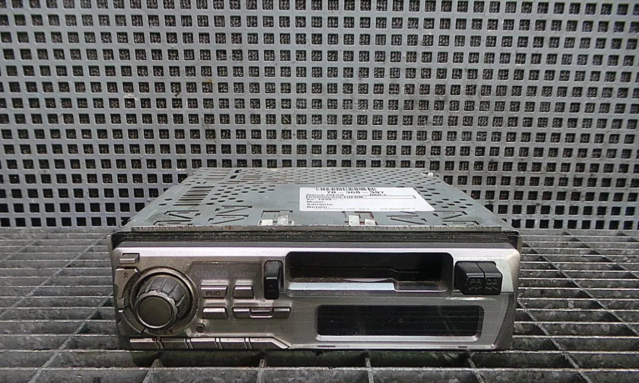 RADIOCASETOFON IVECO DAILY III bus 1999-2006