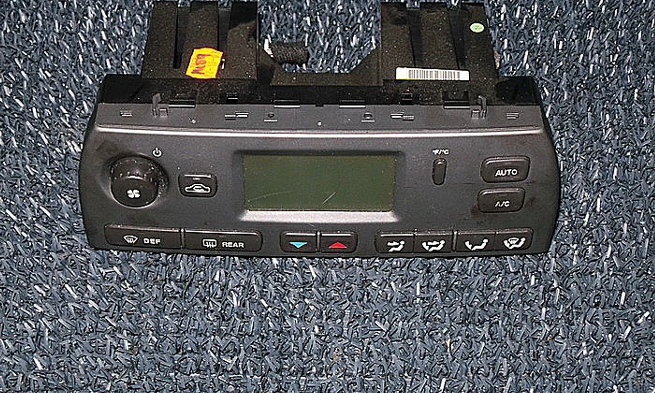 TABLOU COMANDA INCALZIRE JAGUAR X-TYPE I 2001-2009