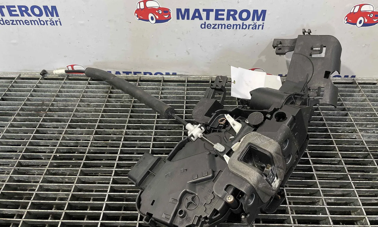 INCUIETOARE USA FATA DREAPTA JAGUAR XF I 2008-2015