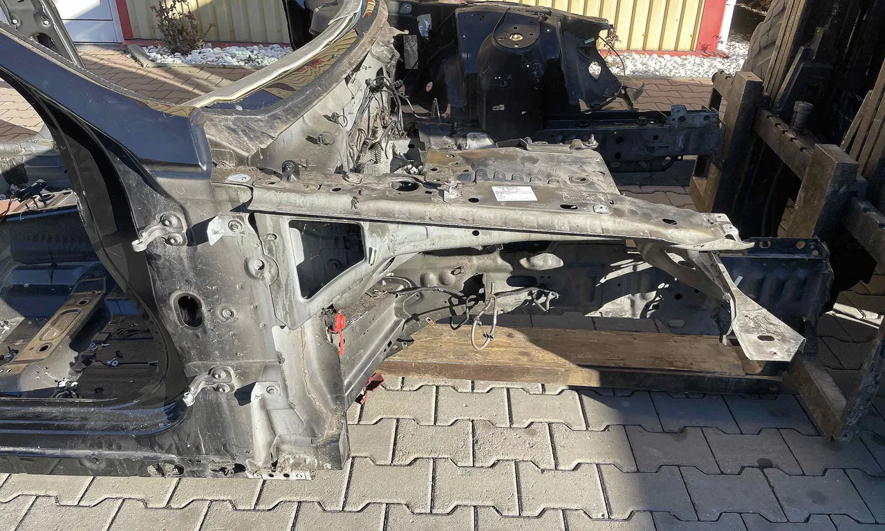 LONJERON DREAPTA JAGUAR XF I 2008-2015