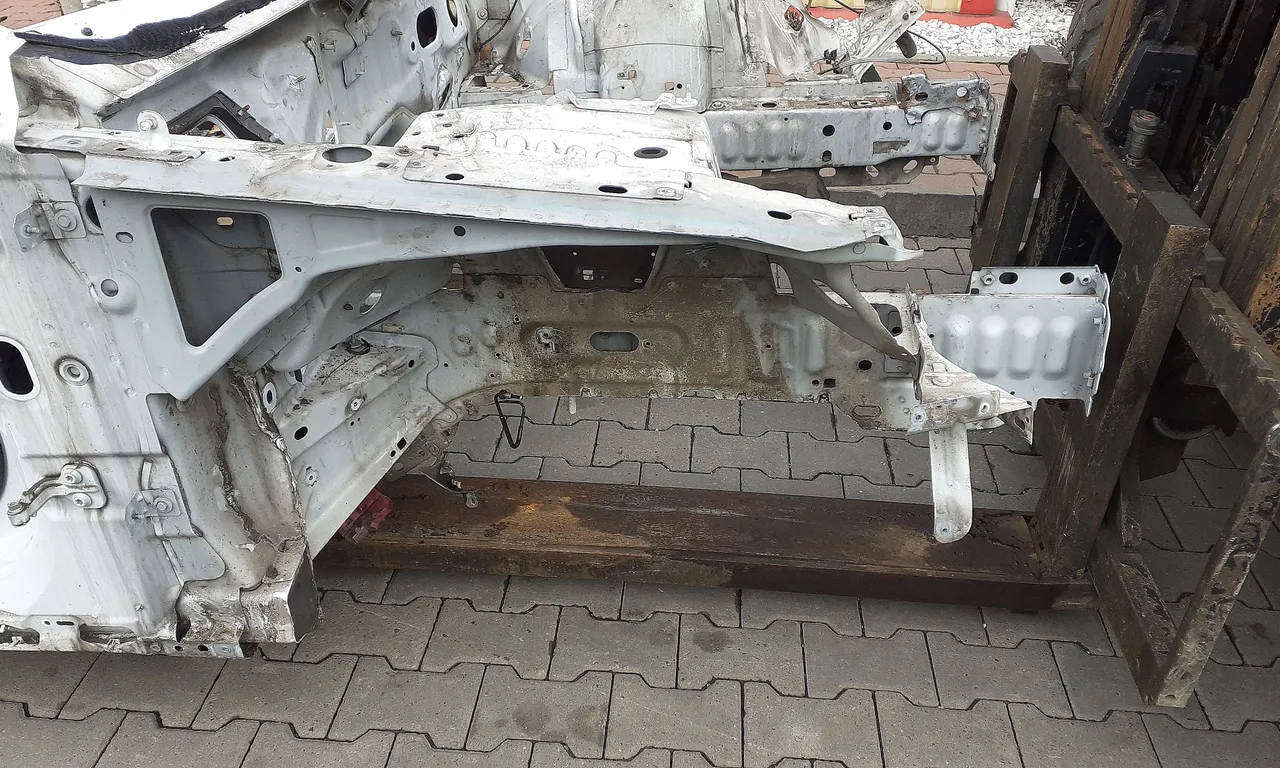 LONJERON DREAPTA JAGUAR XF I 2008-2015