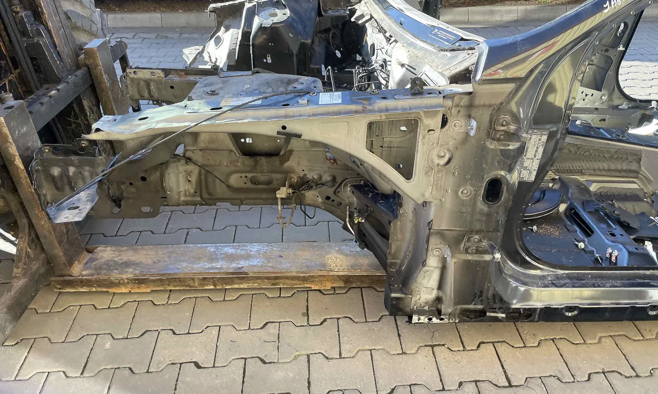 LONJERON STANGA JAGUAR XF I 2008-2015