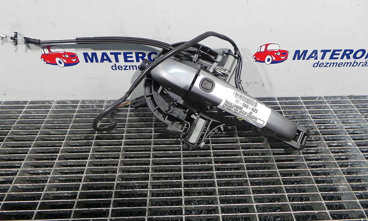 MANER USA SPATE DREAPTA JAGUAR XF I 2008-2015