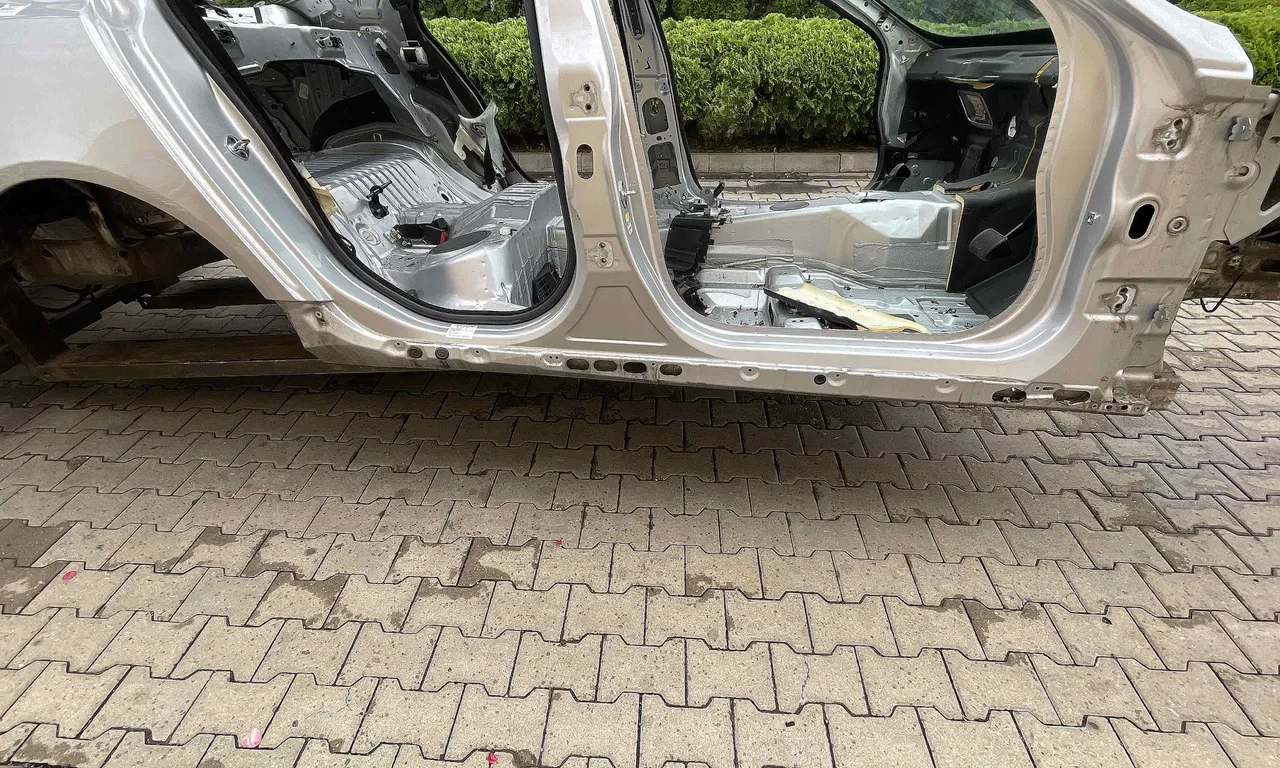PRAG DREAPTA JAGUAR XF I 2008-2015