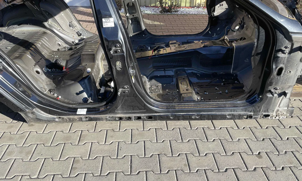 PRAG DREAPTA JAGUAR XF I 2008-2015