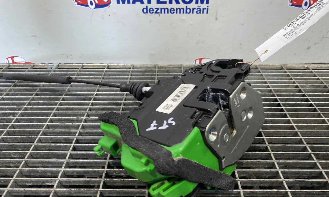 INCUIETOARE USA FATA STANGA KIA CEE'D 2012-2018