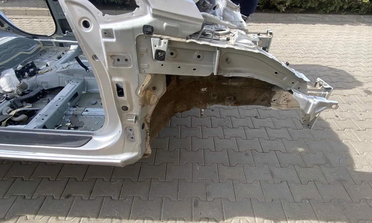 LONJERON DREAPTA KIA CEE'D 2012-2018